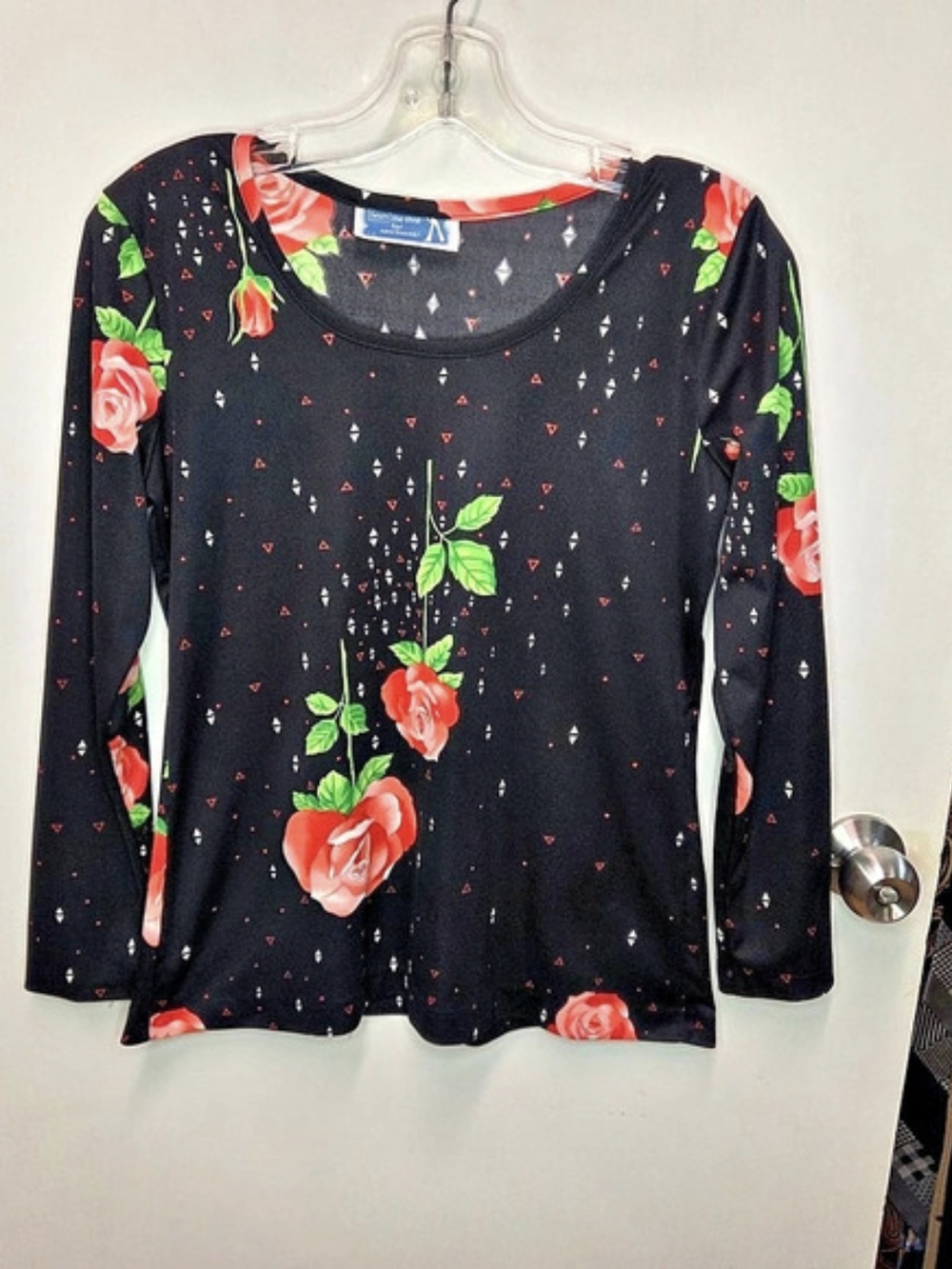 Vintage 70s 80s Sears Floral Long Sleeve Top in Black & Red Like New Made In USA